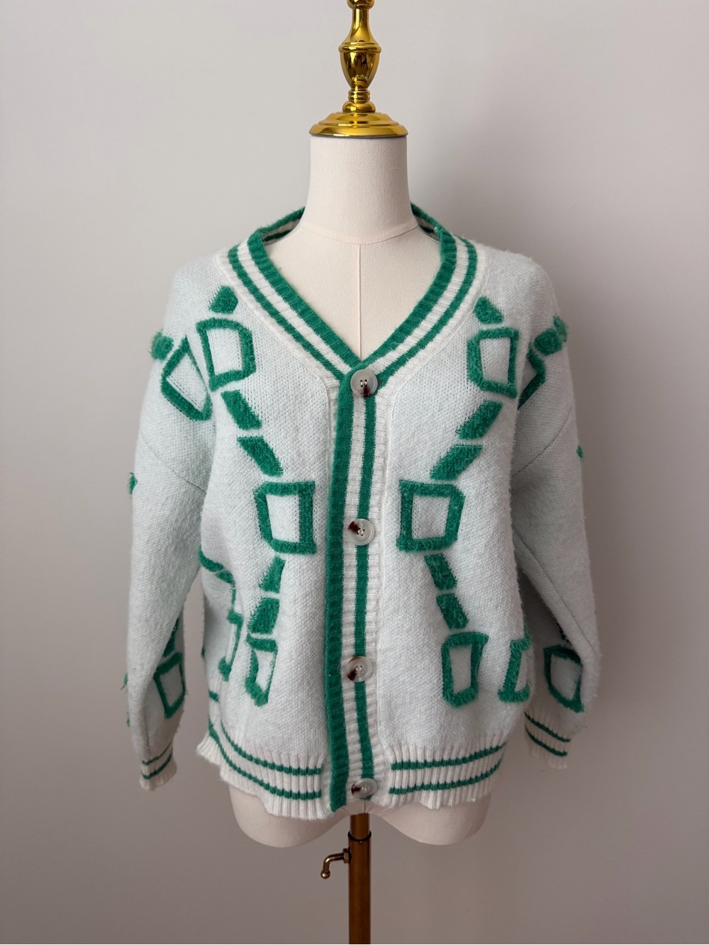 Cozy Geometric V-Neck Button Cardigan - Green on Light Blue